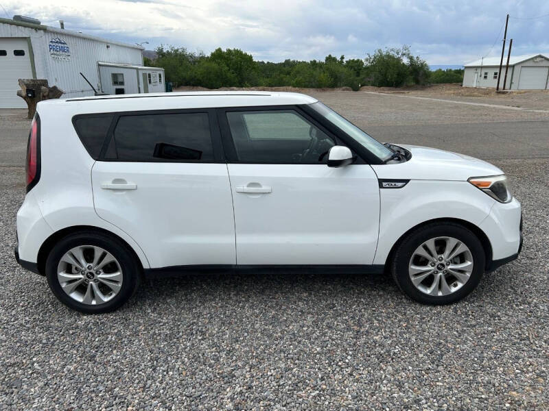 2016 Kia Soul +
