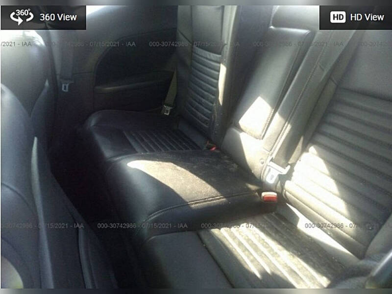 2012 Dodge Challenger SXT