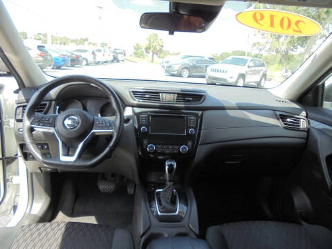 2019 Nissan Rogue SV