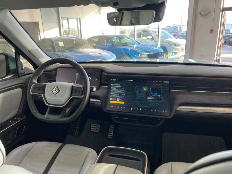 2023 Rivian R1T Adventure