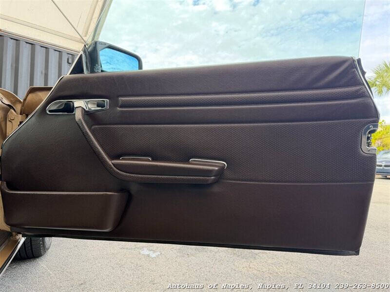 1988 Mercedes-Benz 560-Class 560 SL