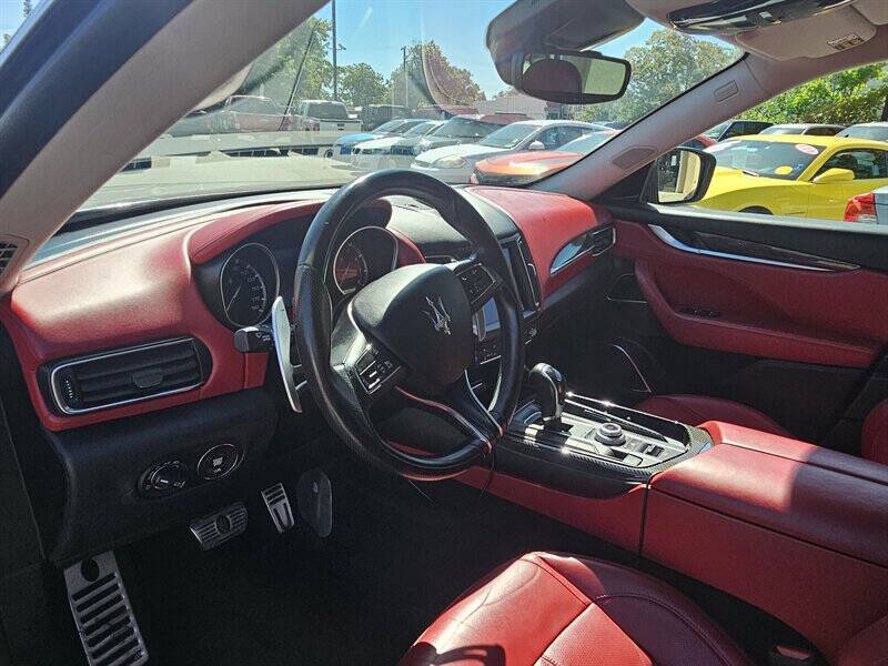 2017 Maserati Levante S