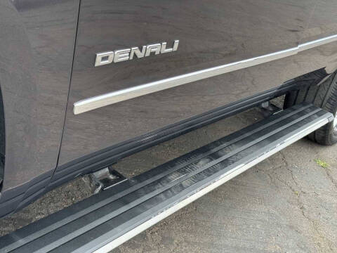 2016 GMC Yukon Denali