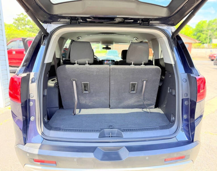 2017 GMC Acadia SLE-2