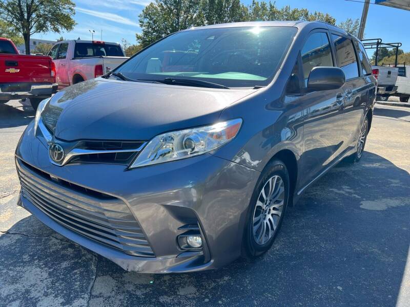 2018 Toyota Sienna for sale at Capital Motors in Raleigh NC