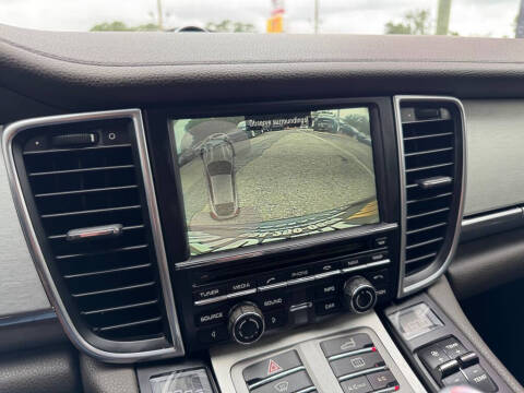 2015 Porsche Panamera