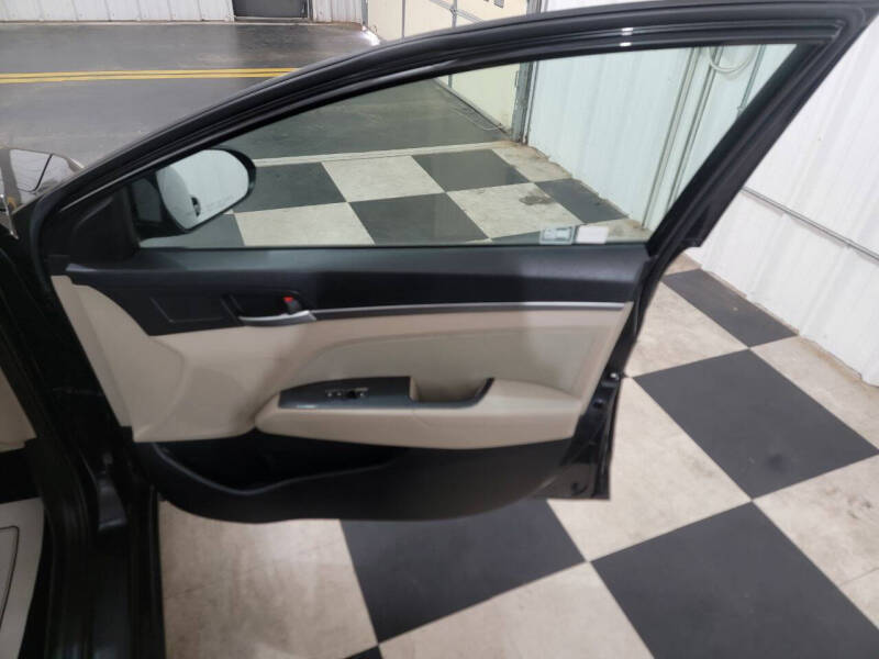 2017 Hyundai Elantra Value Edition