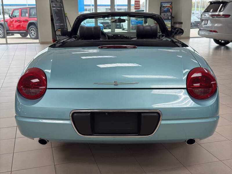 2002 Ford Thunderbird Deluxe