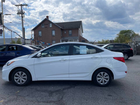 2017 Hyundai Accent SE