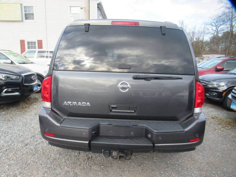 2012 Nissan Armada SV