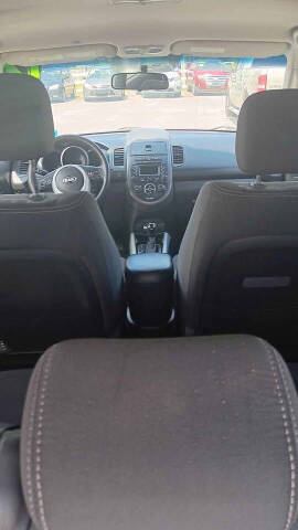 2012 Kia Soul +