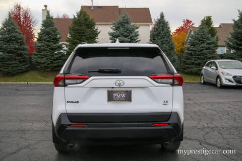 2019 Toyota RAV4 LE