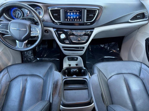 2019 Chrysler Pacifica Touring L