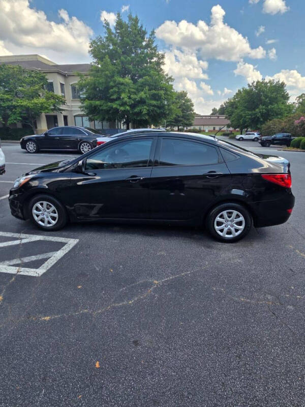 2013 Hyundai Accent GLS