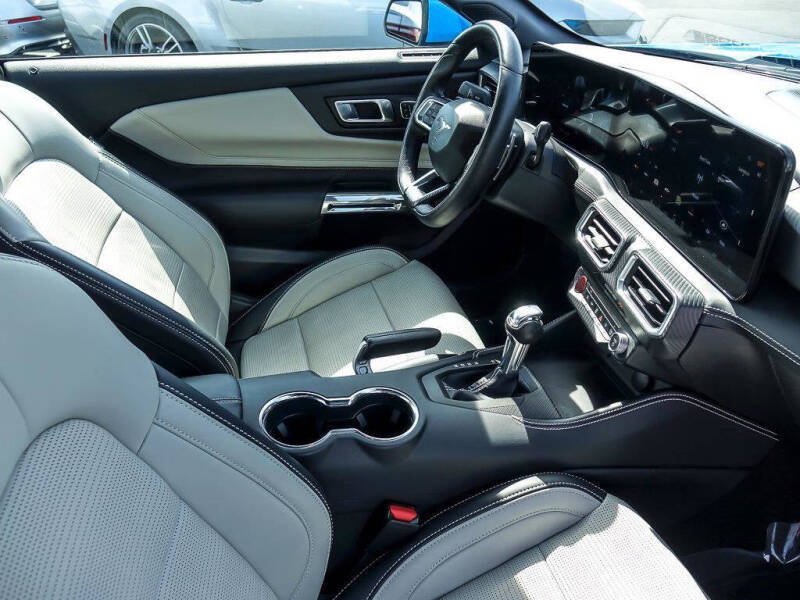 2025 Ford Mustang GT Premium