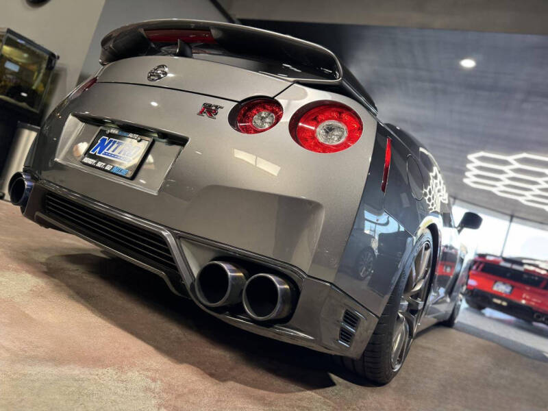 2012 Nissan GT-R Premium