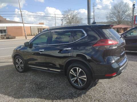 2017 Nissan Rogue for sale at VAUGHN'S USED CARS in Guin AL