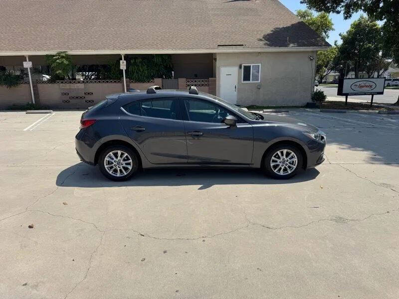 2016 Mazda MAZDA3 i Grand Touring