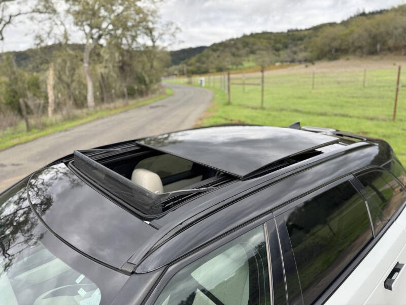 2019 Land Rover Range Rover Velar P380 R-Dynamic SE