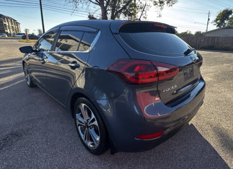 2016 Kia Forte5 EX
