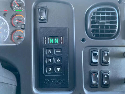 2016 Freightliner M2 106