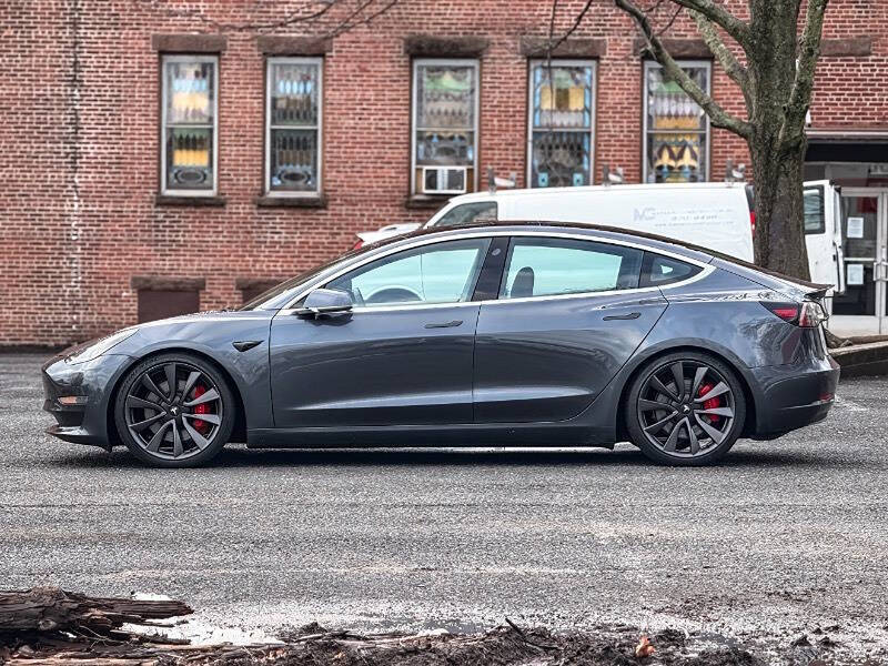 2020 Tesla Model 3 Performance