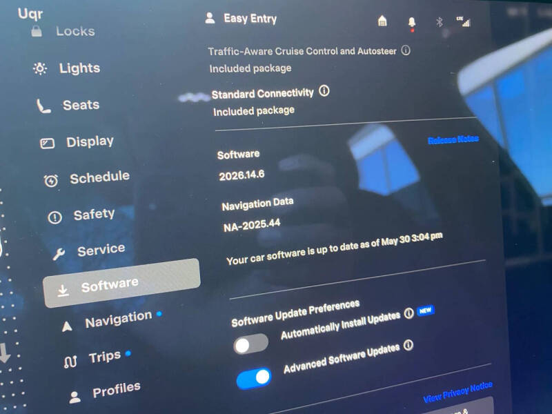 2023 Tesla Model X Standard Range
