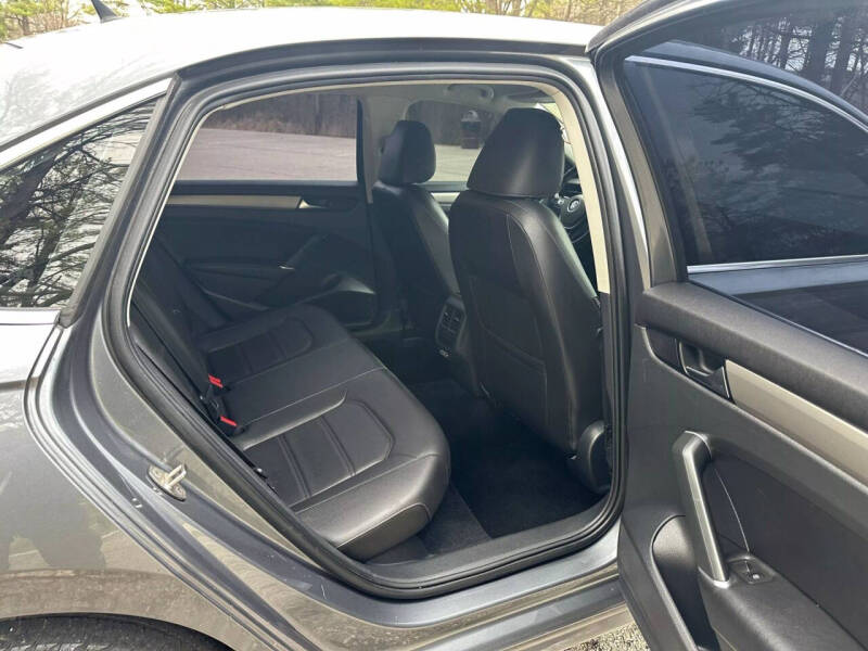 2020 Volkswagen Passat SE