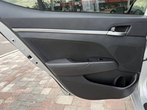 2019 Hyundai Elantra