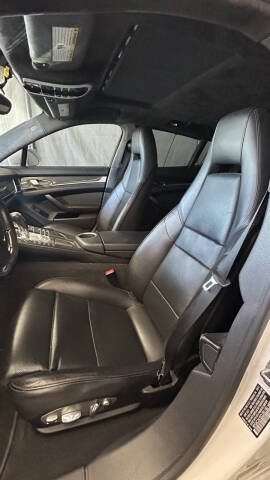 2012 Porsche Panamera Turbo