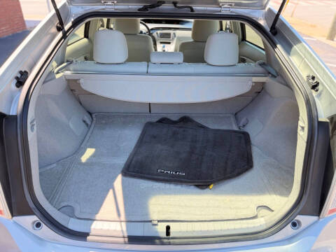 2012 Toyota Prius Two