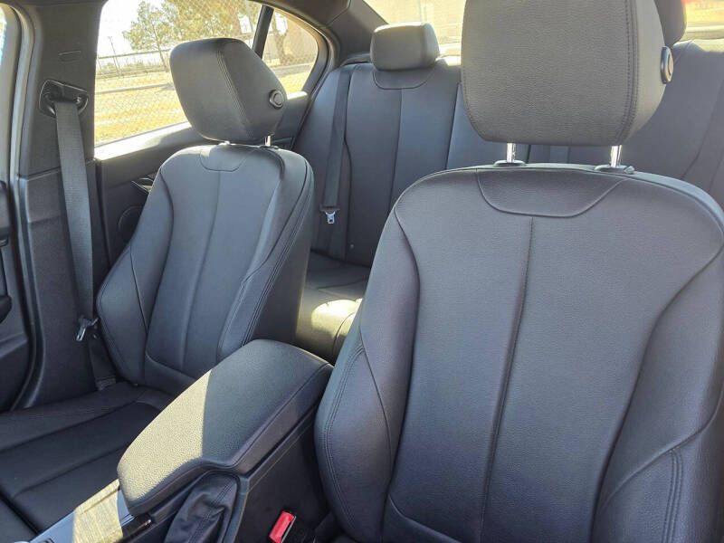 2016 BMW 3 Series 320i