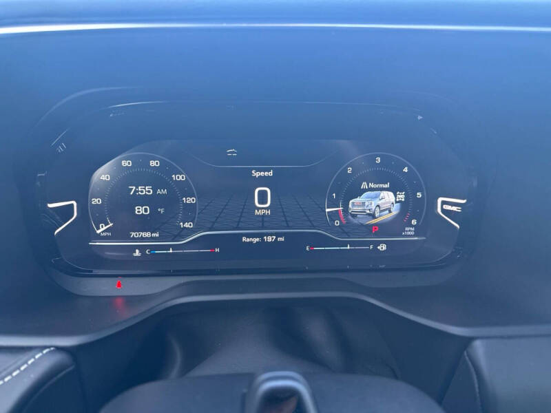 2023 GMC Yukon Denali Ultimate