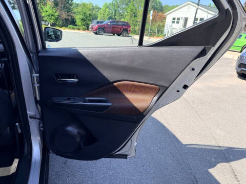 2019 Nissan Kicks SR