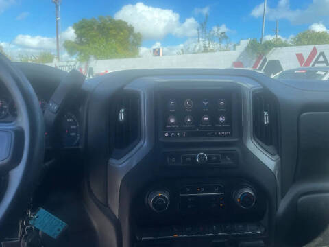 2022 Chevrolet Silverado 1500 Limited Custom