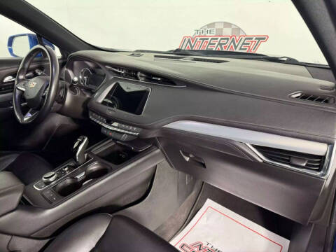 2021 Cadillac XT4 Premium Luxury