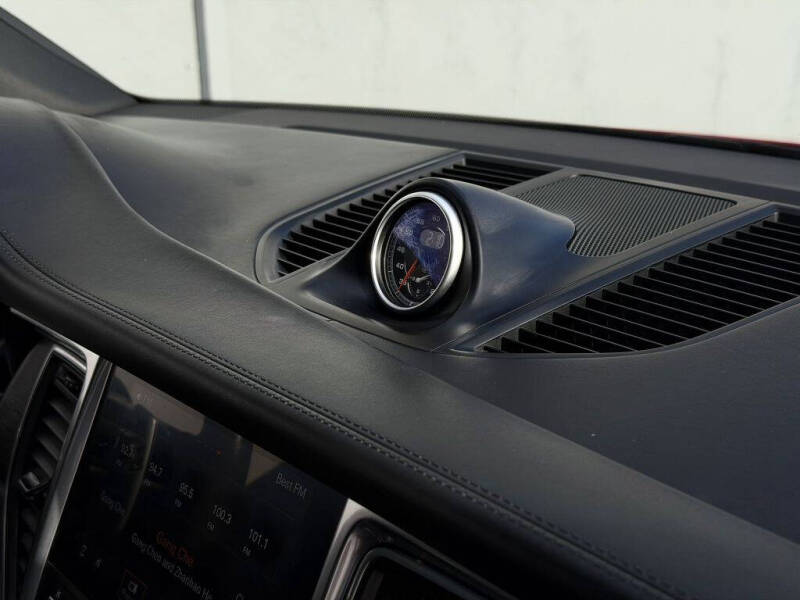 2018 Porsche Macan GTS