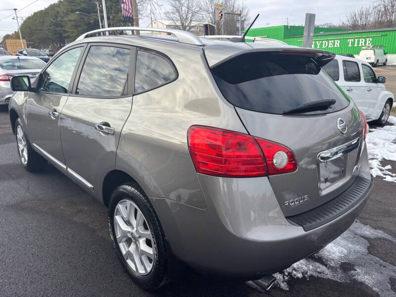 2012 Nissan Rogue SV w/SL Package