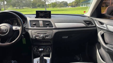 2017 Audi Q3 2.0T Premium