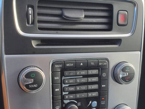 2017 Volvo S60 T5 Dynamic