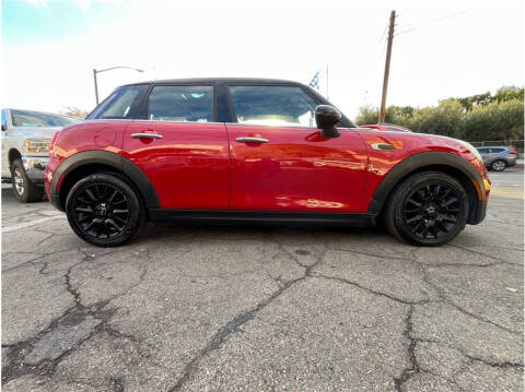 2015 MINI Hardtop 4 Door Cooper