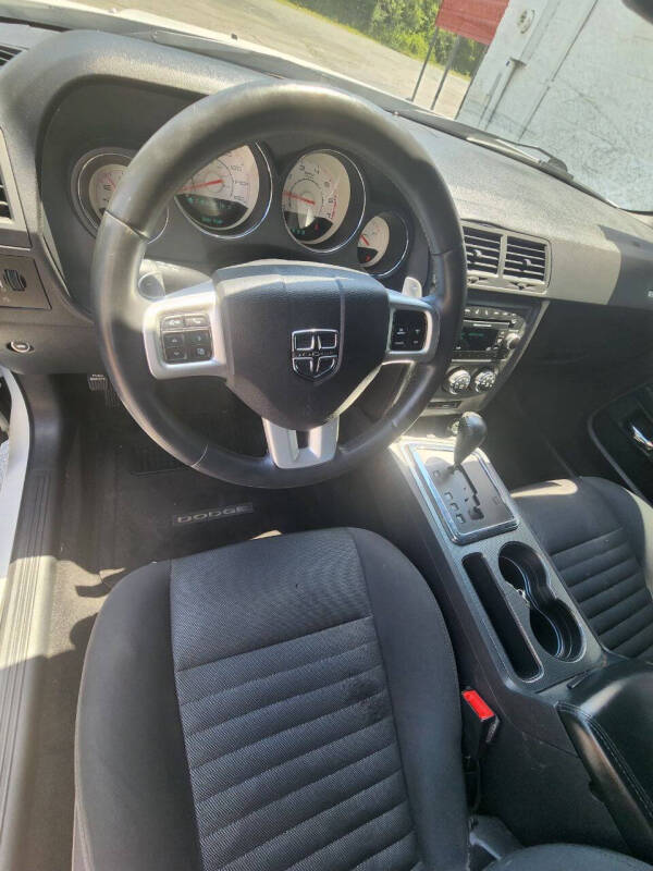2013 Dodge Challenger R/T Plus