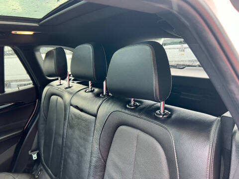 2018 BMW X1 sDrive28i