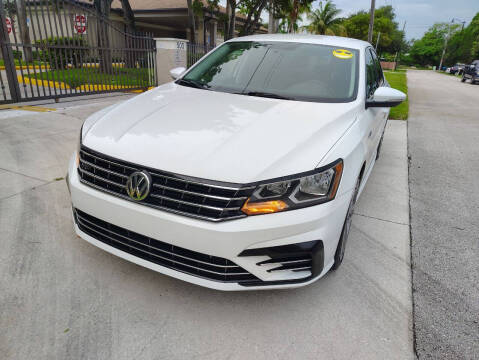 2017 Volkswagen Passat 1.8T R-Line