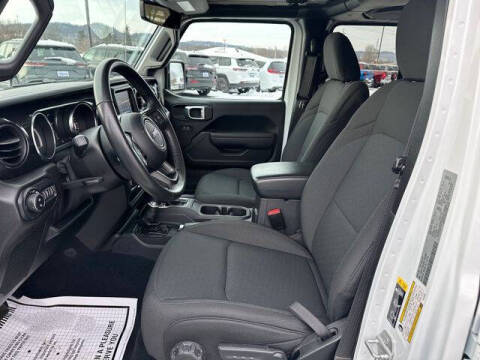 2022 Jeep Gladiator Altitude