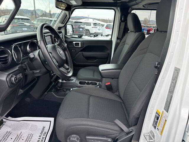 2022 Jeep Gladiator Altitude