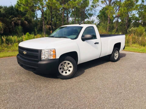 2007 Chevrolet Silverado 1500 for sale at VICTORY LANE AUTO SALES in Port Richey FL