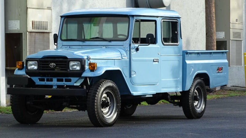 1991 Toyota FJ Cruiser for sale at Premier Luxury Cars in Oakland Park FL