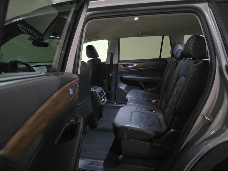 2024 Volkswagen Atlas SE