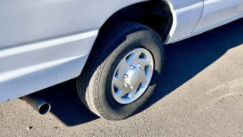 2011 Ford E-Series E-350 SD